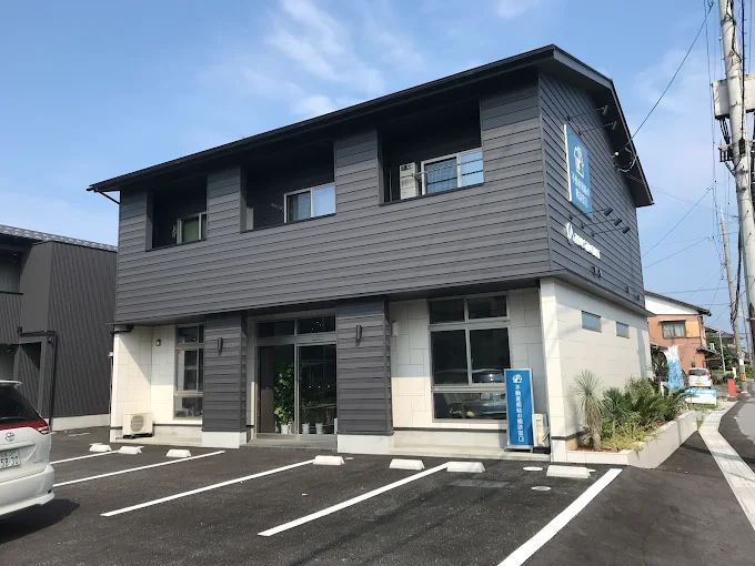 店舗外観・店内の様子